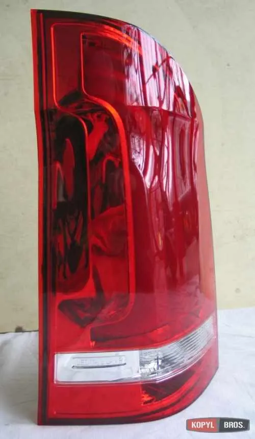 Задние светодиодные LED фонари для Mercedes Benz Vito Viano W447