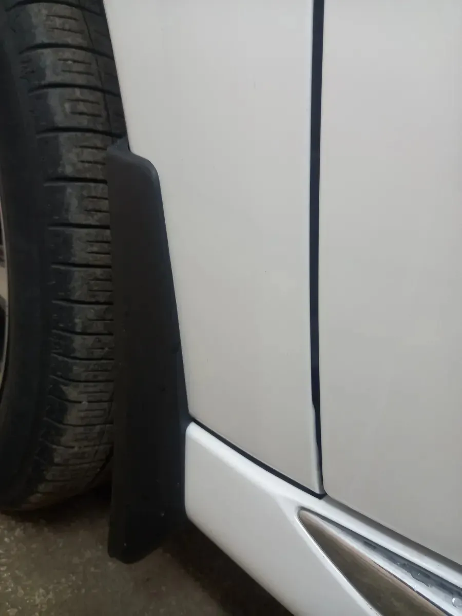 Бризковики Mitsubishi Outlander — фото 4