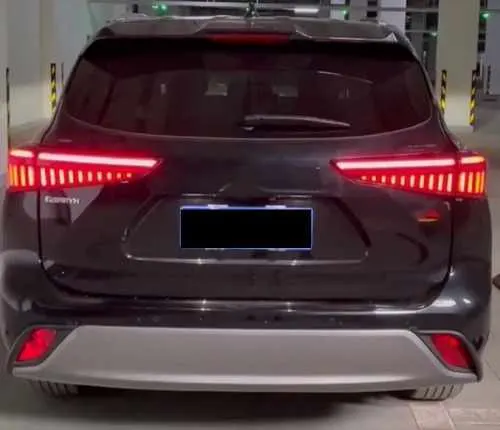 Задні ліхтарі червоні LED стиль WH для Toyota Highlander XU70 2020+