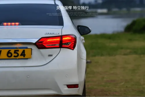 Світлодіодні задні ліхтарі LED Toyota Corolla 2013+ Benz стиль