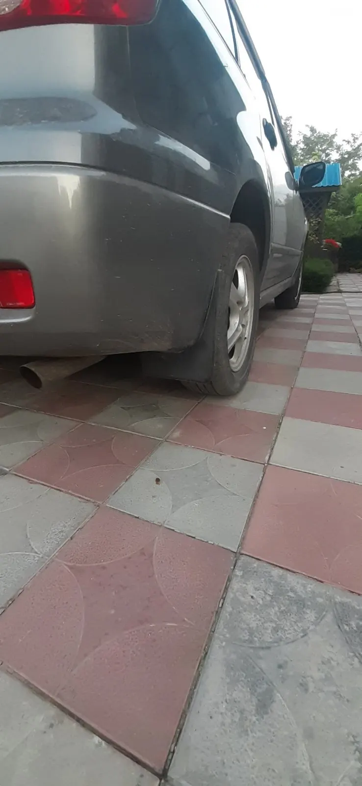 Бризковики Mitsubishi Outlander — фото 2