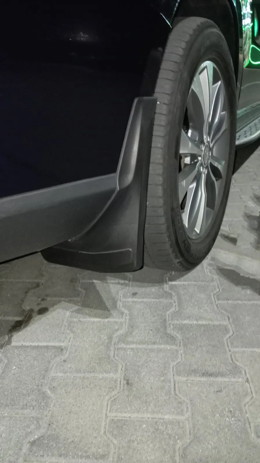 Бризковики Mercedes Benz GL/GLS X166 з порогами та без арок — фото 4