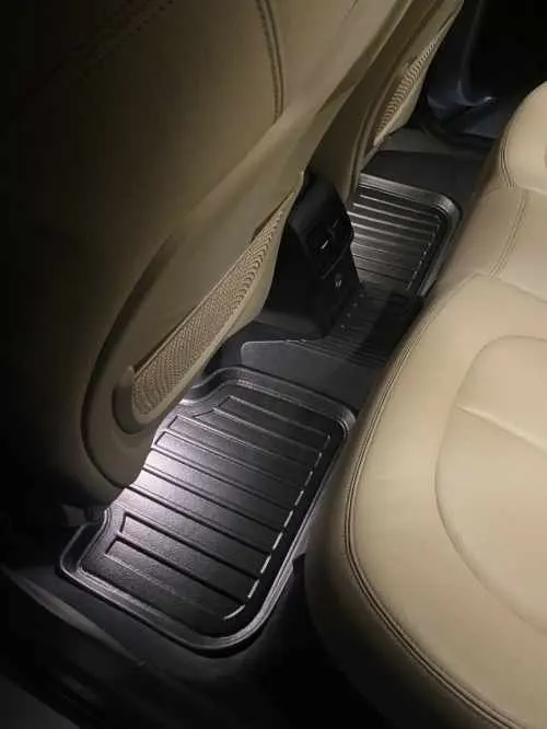 Килимки в салон BMW X2 F39 2018–2023, Stingray 3D (5 шт.)