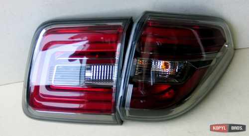 Задні ліхтарі LED для Nissan Patrol Y62 2010+ (тоновані)