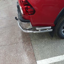 Захист заднього бампера під фаркоп для Hilux 2015+