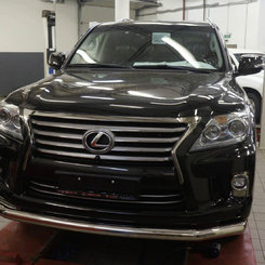 Защита переднего бампера Lexus LX570 (одинарнийя) d 60
