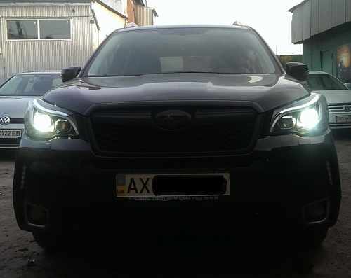 Передні альтернативні ксенонові фари DRL для Subaru Forester SJ 2013+