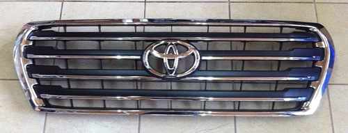 Решітка радіатора Toyota LC 200 рестайлінг (Original Design 2012+)