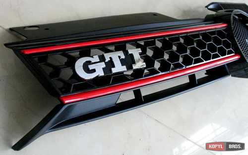 Решітка радіатора в стилі GTI для Volkswagen Golf 6 2009-2012