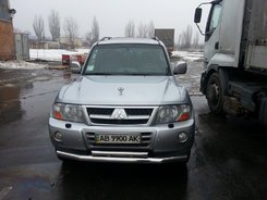Захист переднього бампера подвійний для Mitubishi Pajero Wagon 2000-2006