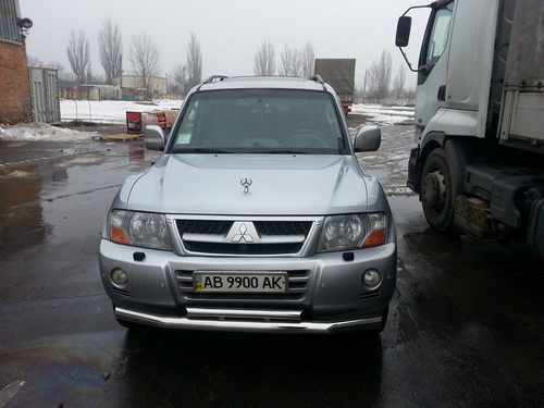Захист переднього бампера подвійний для Mitubishi Pajero Wagon 2000-2006