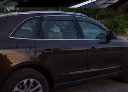 Дефлектори вікон вітровики з хром вставкою (нерж.) для Audi Q5 2008+
