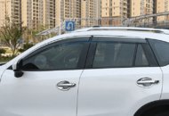 Дефлектори вікон вітровики з хром вставкою (нерж.) для Mazda CX-5 2012+