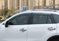 Дефлекторы окон ветровики с хром вставкой (нерж.) для Mazda CX-5 2012+