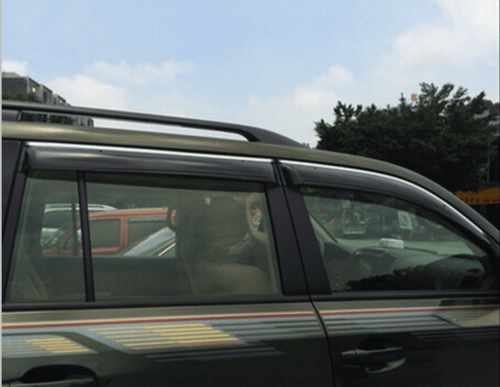 Вітровики Toyota land Cruiser 200 , з хром окантовкою 4шт.
