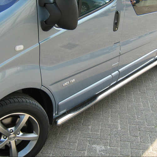Пороги труба D70 Opel Vivaro коротка база