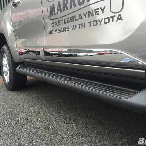 Молдинги на двері хром для Toyota Hilux 2015+