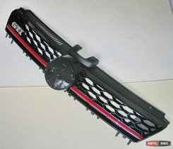 Решітка радіатора в стилі GTI для Volkswagen Golf 7 2012-