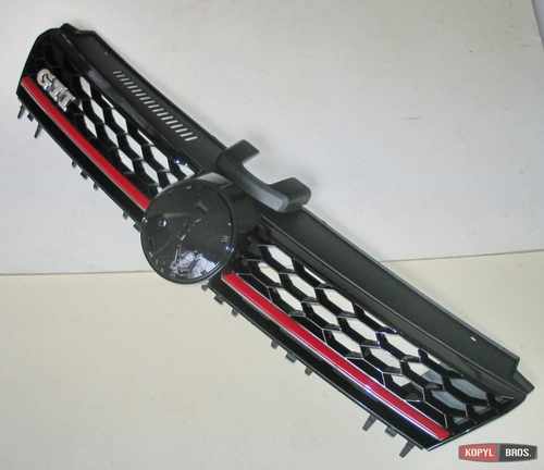 Решітка радіатора в стилі GTI для Volkswagen Golf 7 2012-