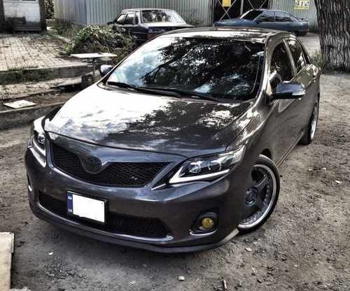 Передні фари з ДХО для Toyota Corolla E140 2011-14
