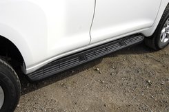 Пороги OEM стиль для Toyota Land Cruiser 150 Prado