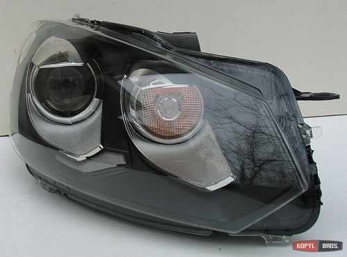 Альтернативна передня тюнінг оптика (чорна) для VW Golf 6 2009-2012