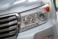 Рестайлинговые передние фары с диодами Toyota Land Cruiser 200 2007-2015