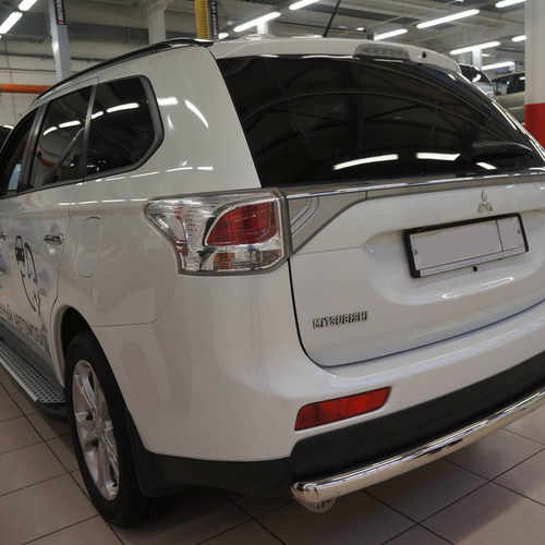Захист заднього бампера труба Mitsubishi Outlander 2012-2015, 2015+