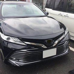 Хром накладки на решітку радіатора для Toyota Camry 70 2018+ 2шт.