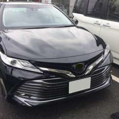 Хром накладки на решітку радіатора для Toyota Camry 70 2018+ 2шт.