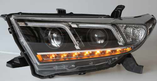 Передні світлодіодні LED фари V4 з DRl для Toyota Highlander 2010+