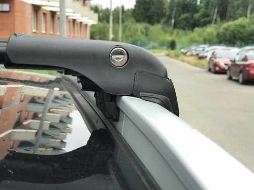 Багажник на інтегровані рейлінги Erkul WINGCARRIER V2 чорний 135см