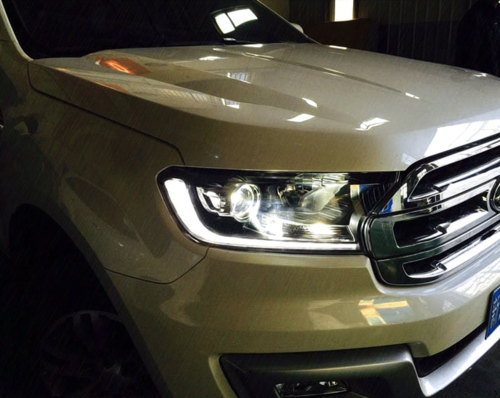 Передні фари з LED DRL для Ford Ranger T7 2017+