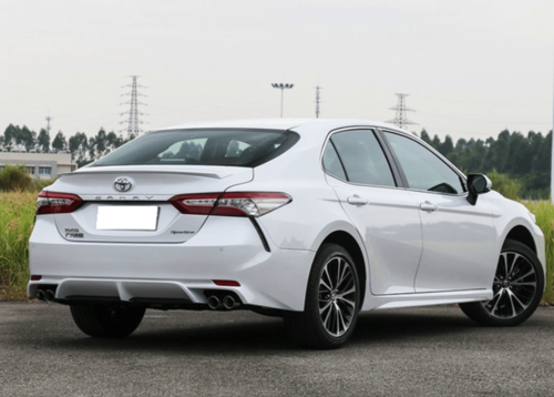 Спойлер Toyota Camry 70 2018+