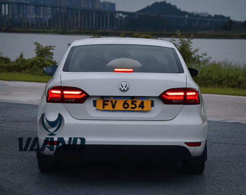 Світлодіодні задні ліхтарі LED для Volkswagen Jetta Mk6 2012-2015
