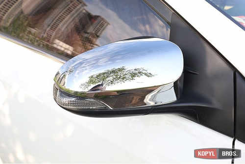 Хром накладки на дзеркала для Toyota Corolla 2013+