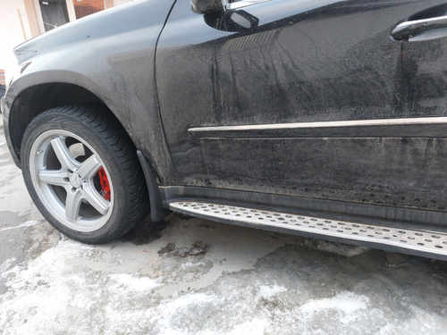 Бризковики передні до Mercedes Benz ML, GL-class X164 2006-2012