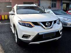 Передние фары с ДХО Nissan X-Trail T32 2014-2017