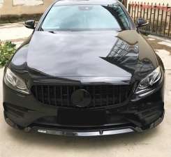 Решітка радіатора Panamericana в стилі AMG GT на автомобілі Mercedes Benz E Class (W213) 2016 - н. в.