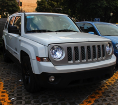 Фары передние с ДХО для Jeep Patriot 2011-2016