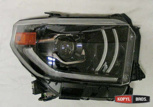 Оптика передняLED стиль YZ1 для Toyota Tundra 2014-
