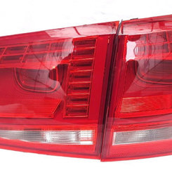 Задние фонари красные LED для Volkswagen Touareg NF 2011-
