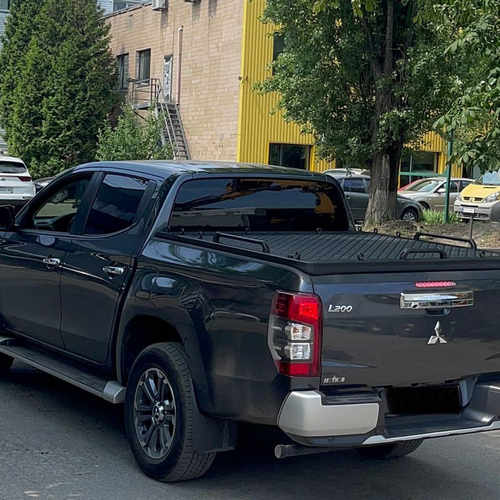 Алюмінієва кришка (чорна) на кузов для Nissan Navara