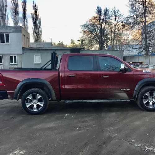 Алюмінієва кришка трьохсекційна (чорна) на кузов для Toyota Tacoma