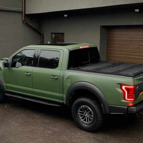 Алюмінієва кришка трьохсекційна (чорна) на кузов для Toyota Tacoma