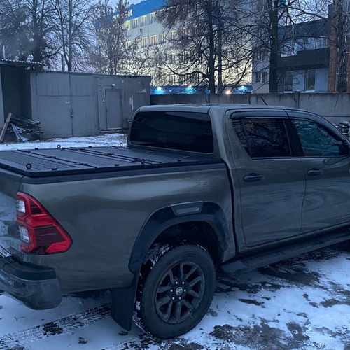 Алюмінієва кришка трьохсекційна (чорна) на кузов для Toyota Tacoma
