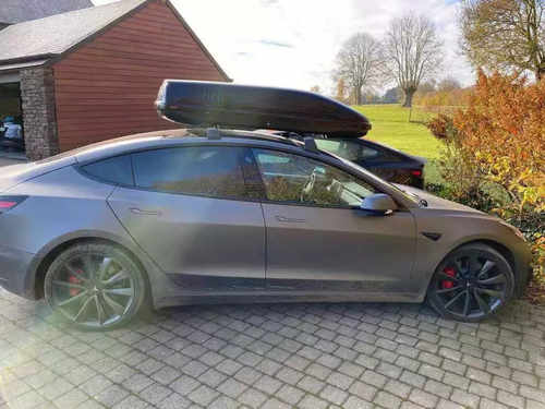 Багажник на кришу для Tesla Model Y (чорний)