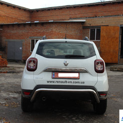 Захист заднього бампера скобою для Renault Duster 2018+