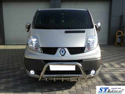 Кенгурятник з перемичкою і грилем D60 для Renault Trafic