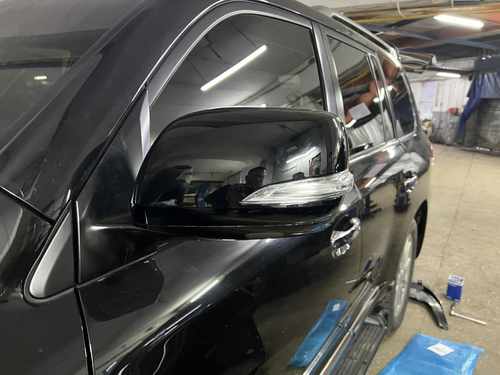 Рестайлінгові замінні кришки з поворотами Toyota LC 200 2007-2011 / Lexus LX 570 2007-2011 модель Lexus LX 2012+ колір білий перламутр